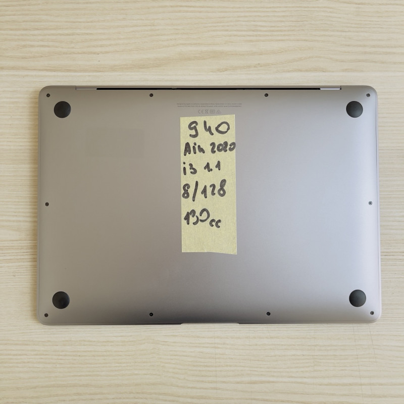 MacBook Air 2020 Space  i3 1.1ghz 8/128